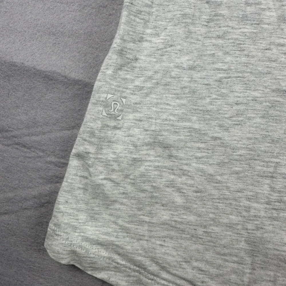 Lululemon Mens Long Sleeve Henley Shirt Gray Heathered Logo Top Size Medium